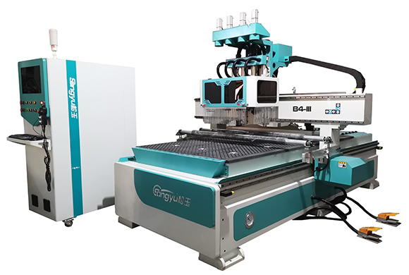 為什么四工序板式家具開料機(jī)如此受歡迎？