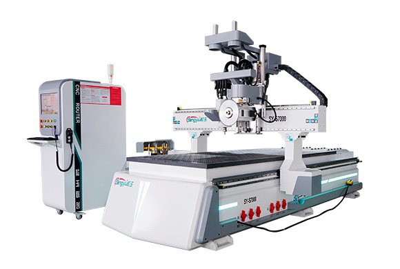 鋸片換刀開料機